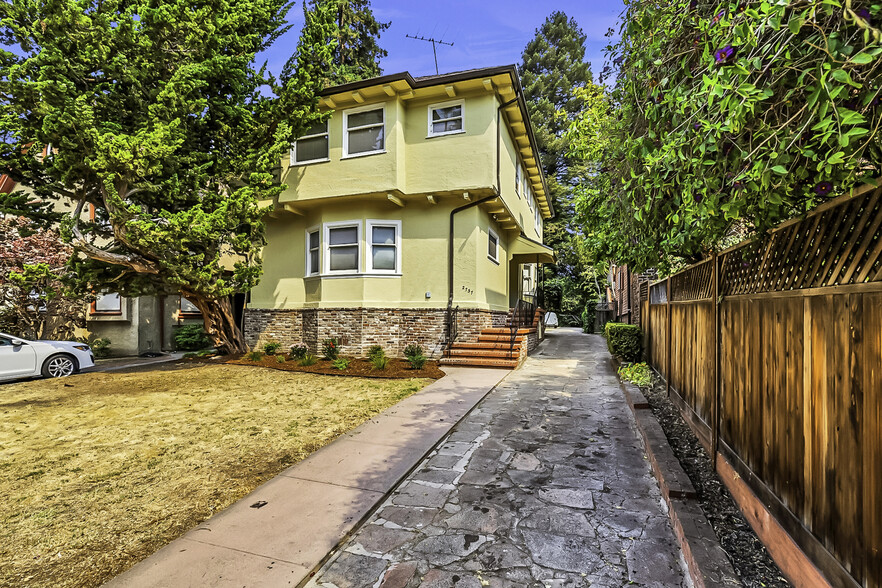 2737 Ashby Pl, Berkeley, CA for sale - Primary Photo - Image 1 of 1