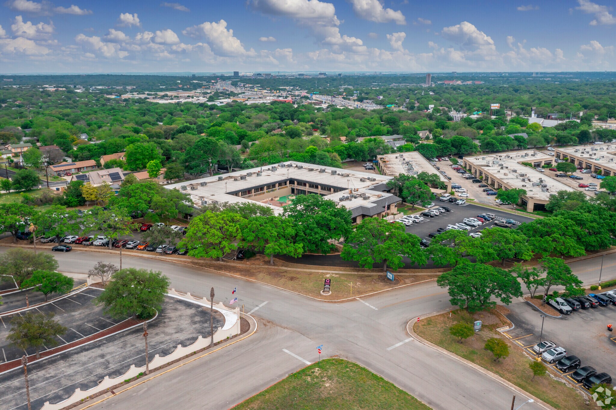 3355 Cherry Ridge St, San Antonio, TX 78230 Conroy Square