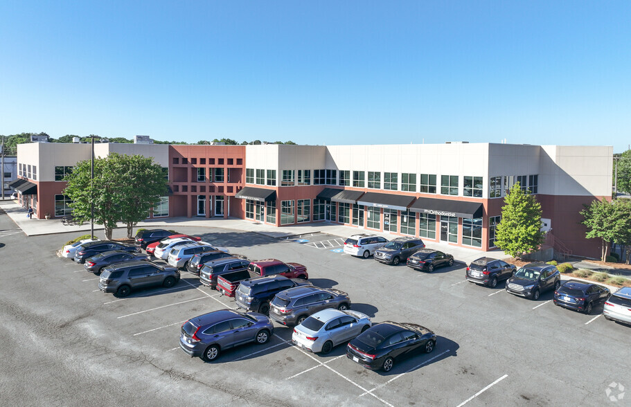 845 Church St N, Concord, NC for lease - Primary Photo - Image 1 of 7