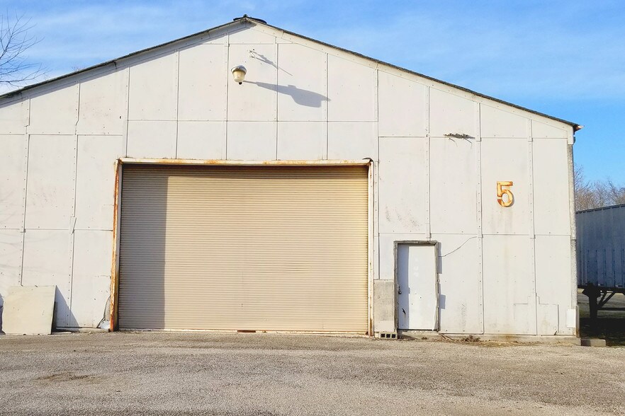 Central Rd, Kingsford Heights, IN 46346