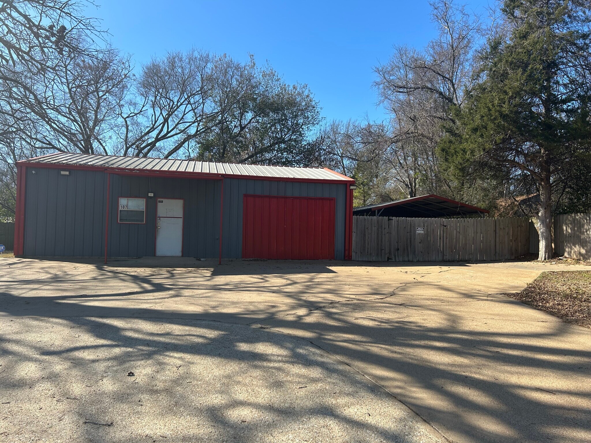 107 Ferguson Rd, Palestine, TX for sale Primary Photo- Image 1 of 1