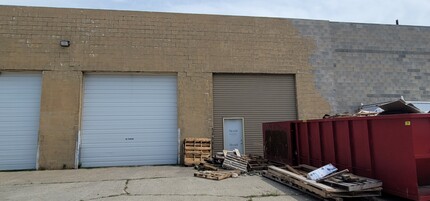 1104 W Reynolds St, Springfield, IL for lease Building Photo- Image 2 of 7