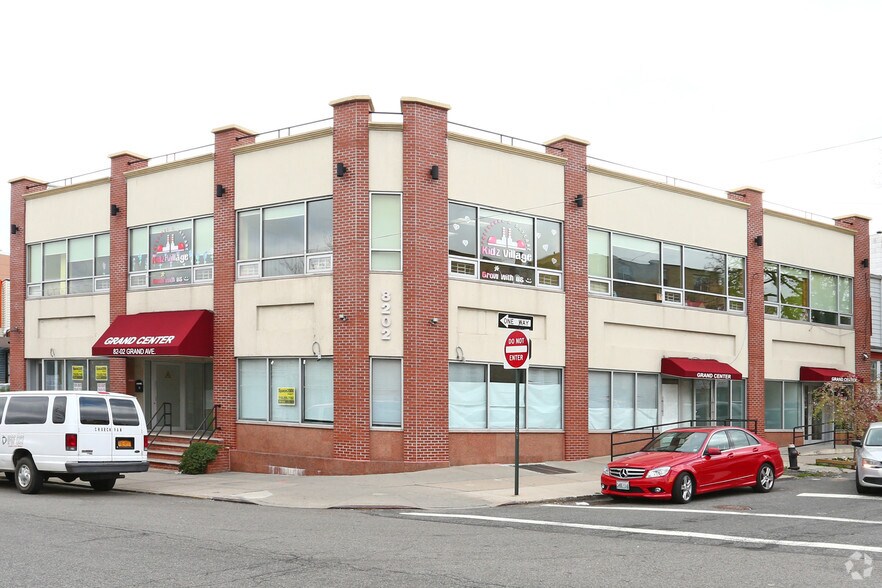 8202 Grand Ave, Elmhurst, NY 11373