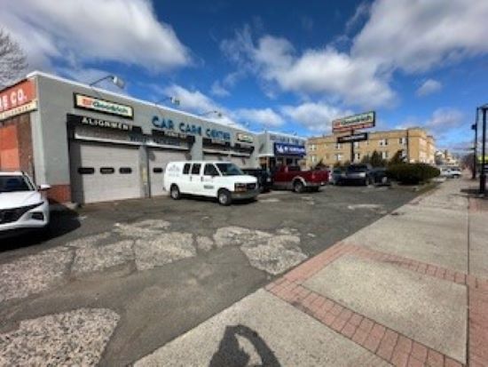 711 Maple Ave, Hartford, CT for sale - Building Photo - Image 1 of 5