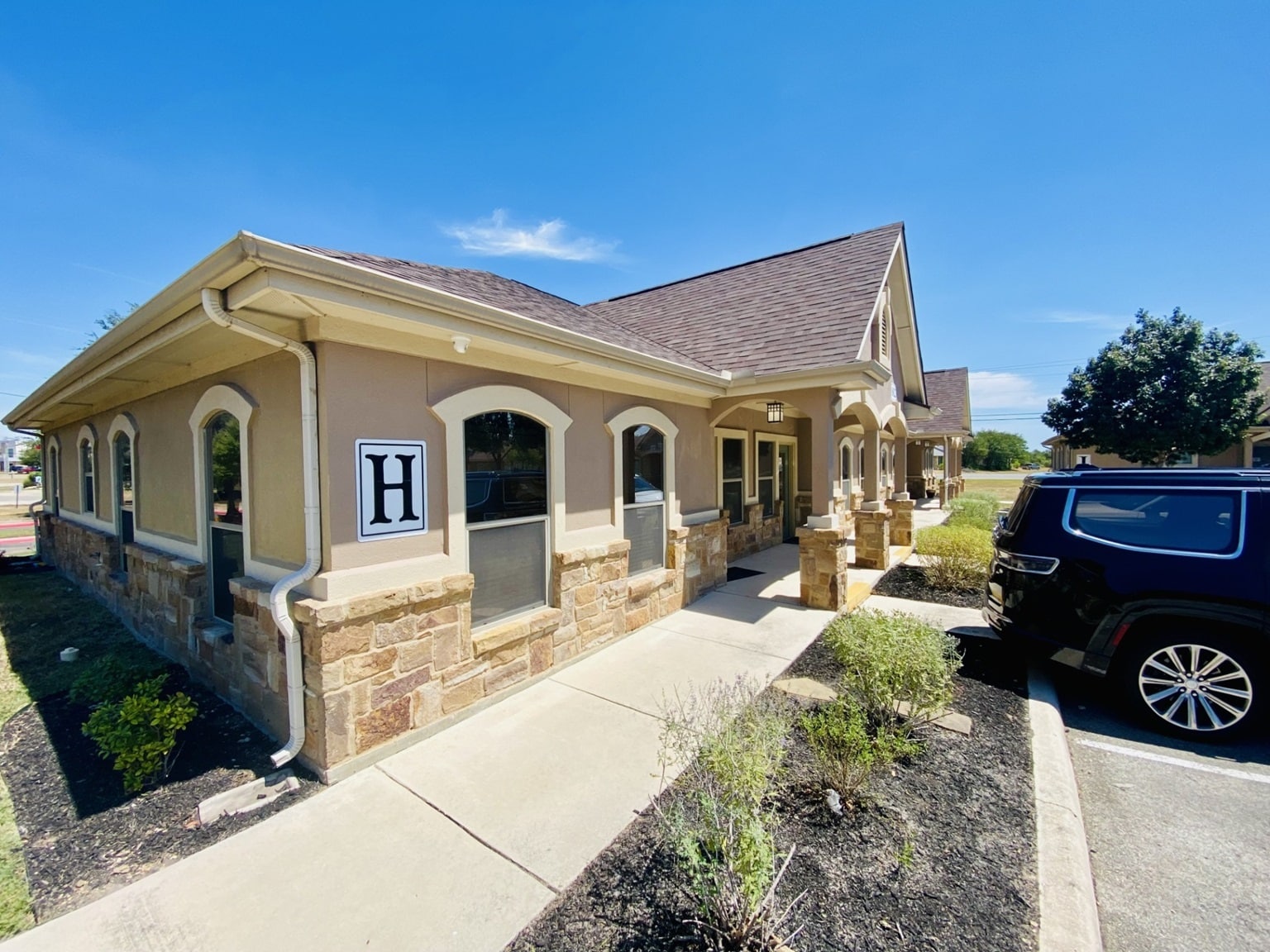 1619 E Common St, New Braunfels, TX for sale Building Photo- Image 1 of 25