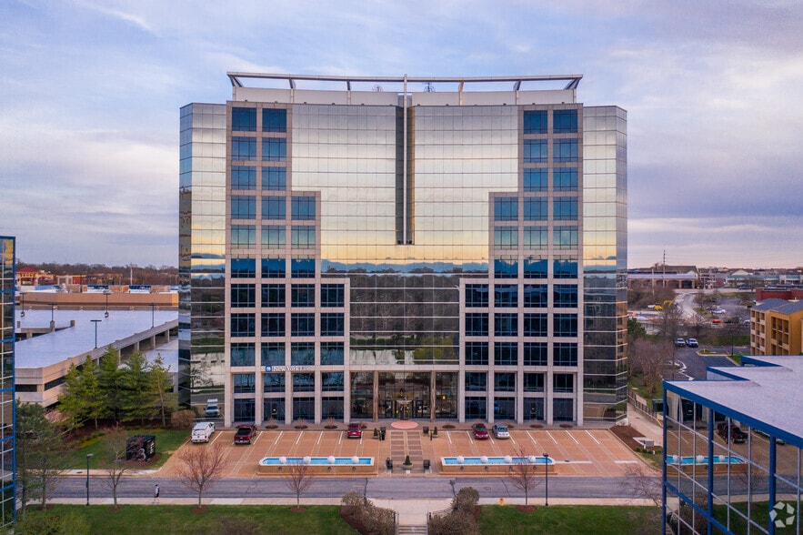 3 Cityplace Dr, Creve Coeur, MO for lease - Building Photo - Image 3 of 5