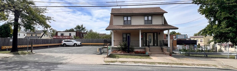 17 Winant Ave, Ridgefield Park, NJ for sale - Building Photo - Image 2 of 6