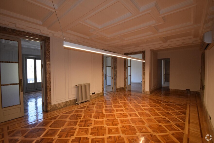 Office in Madrid, Madrid for lease - Interior Photo - Image 1 of 1