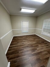 109 Westcliff Blvd, Warner Robins, GA for lease Interior Photo- Image 2 of 3