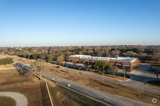 3851 SW Green Oaks Blvd, Arlington, TX - aerial  map view