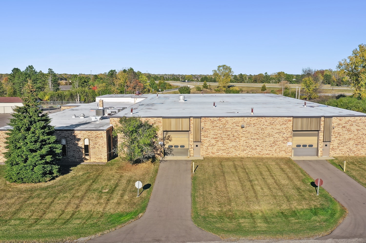 1041 Hurst Rd, Jackson, MI for sale Building Photo- Image 1 of 20