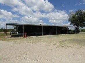 2804 W Admiral Doyle Dr, New Iberia, LA for lease Building Photo- Image 2 of 13