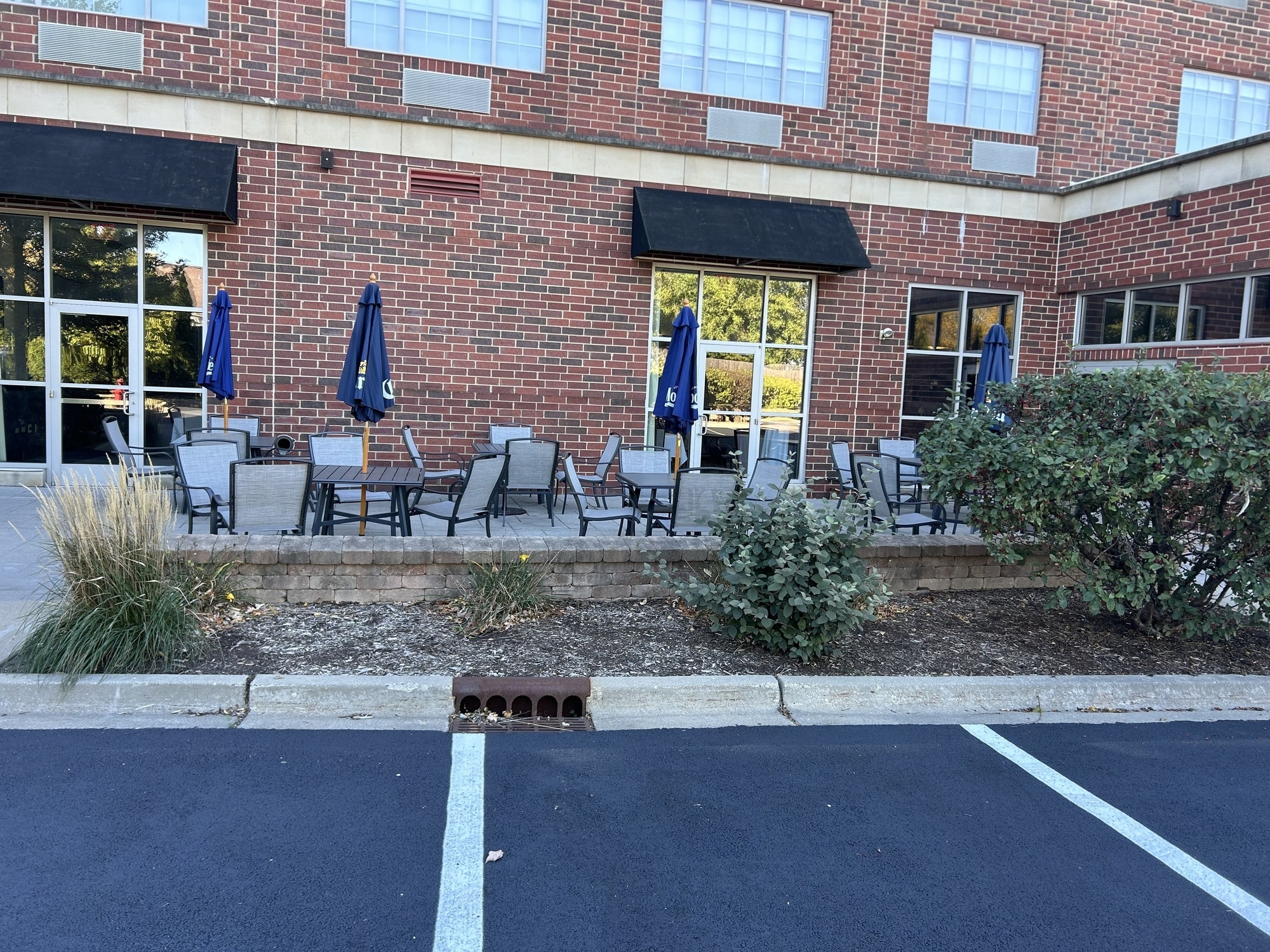 1110 Willow Rd, Northbrook, IL for lease Building Photo- Image 1 of 5