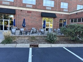 1110 Willow Rd, Northbrook, IL for lease Building Photo- Image 1 of 5