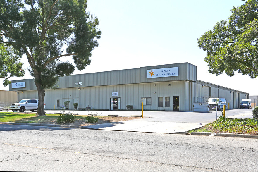 2260 Cooper Ave, Merced, CA for lease - Primary Photo - Image 1 of 33