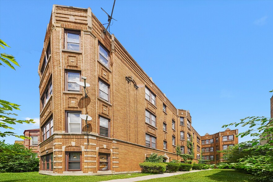 11343 S King Dr, Chicago, IL for sale - Building Photo - Image 2 of 7