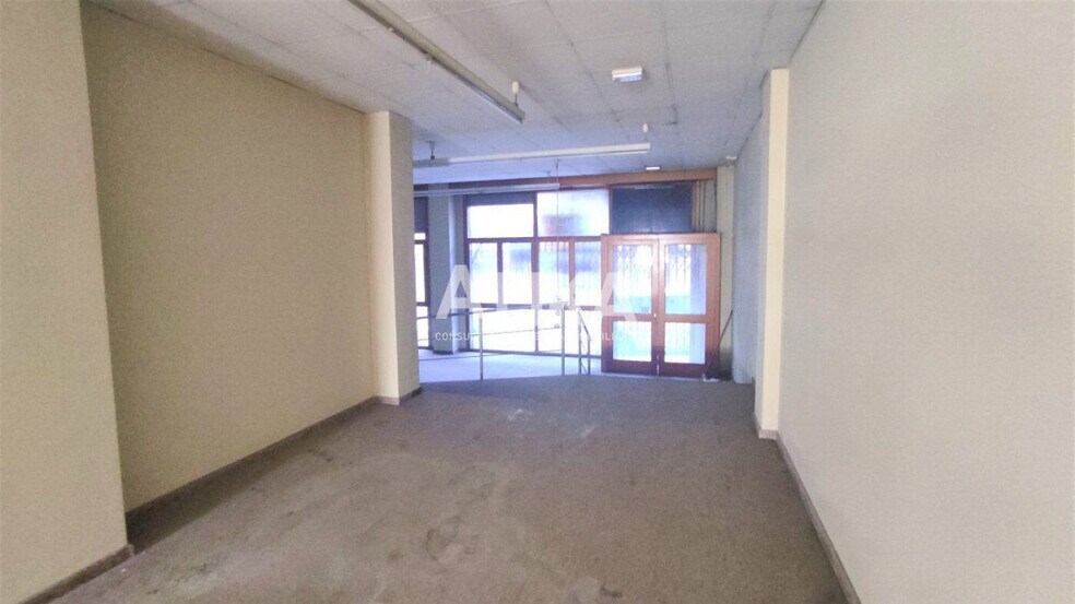 Retail in Ontinyent for lease - Building Photo - Image 2 of 5