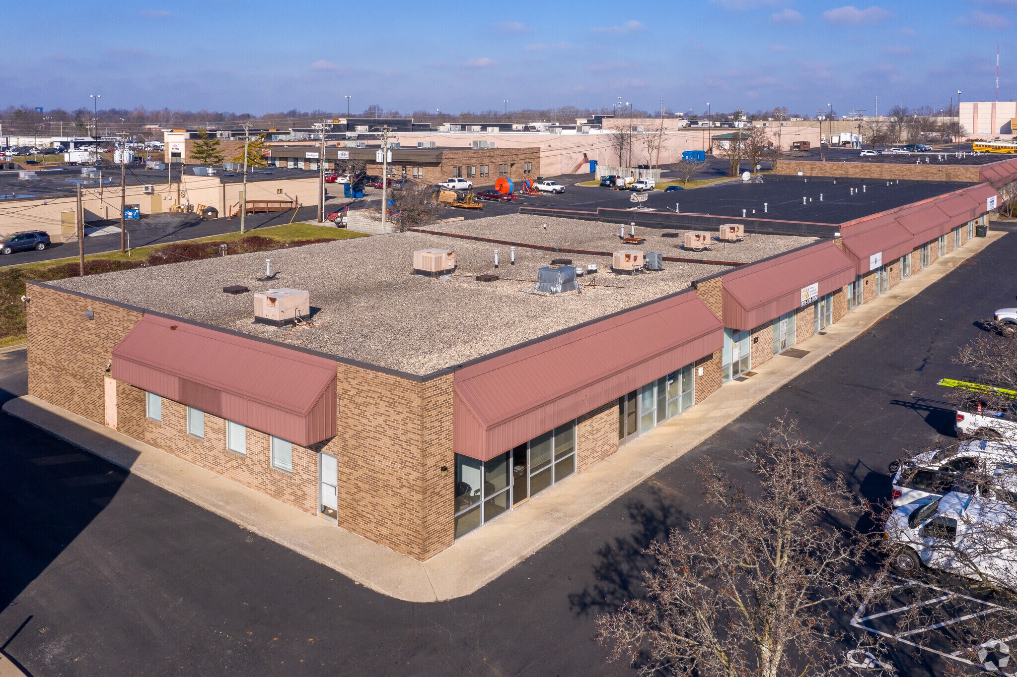 15251555 E New Circle Rd, Lexington, KY 40509 Woodhill Circle Plaza