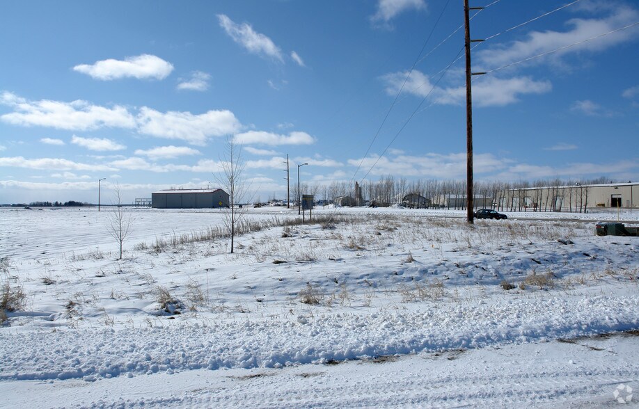 W Greenwood St, Thief River Falls, MN for sale - Primary Photo - Image 1 of 1