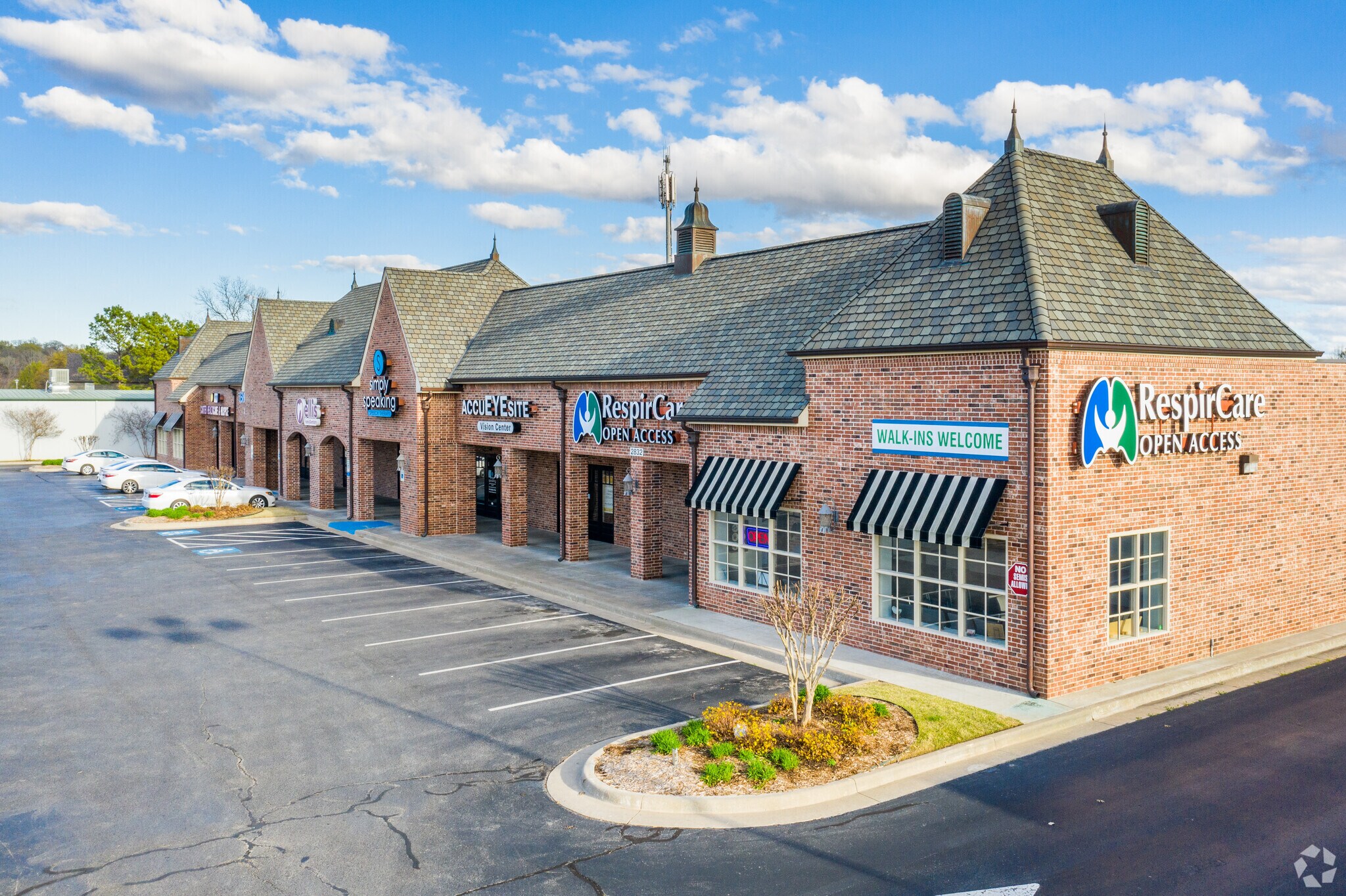 2830-2846 E 101st St, Tulsa, OK for lease Building Photo- Image 1 of 4