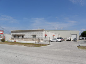 4499 126th Ave N, Clearwater FL - Warehouse