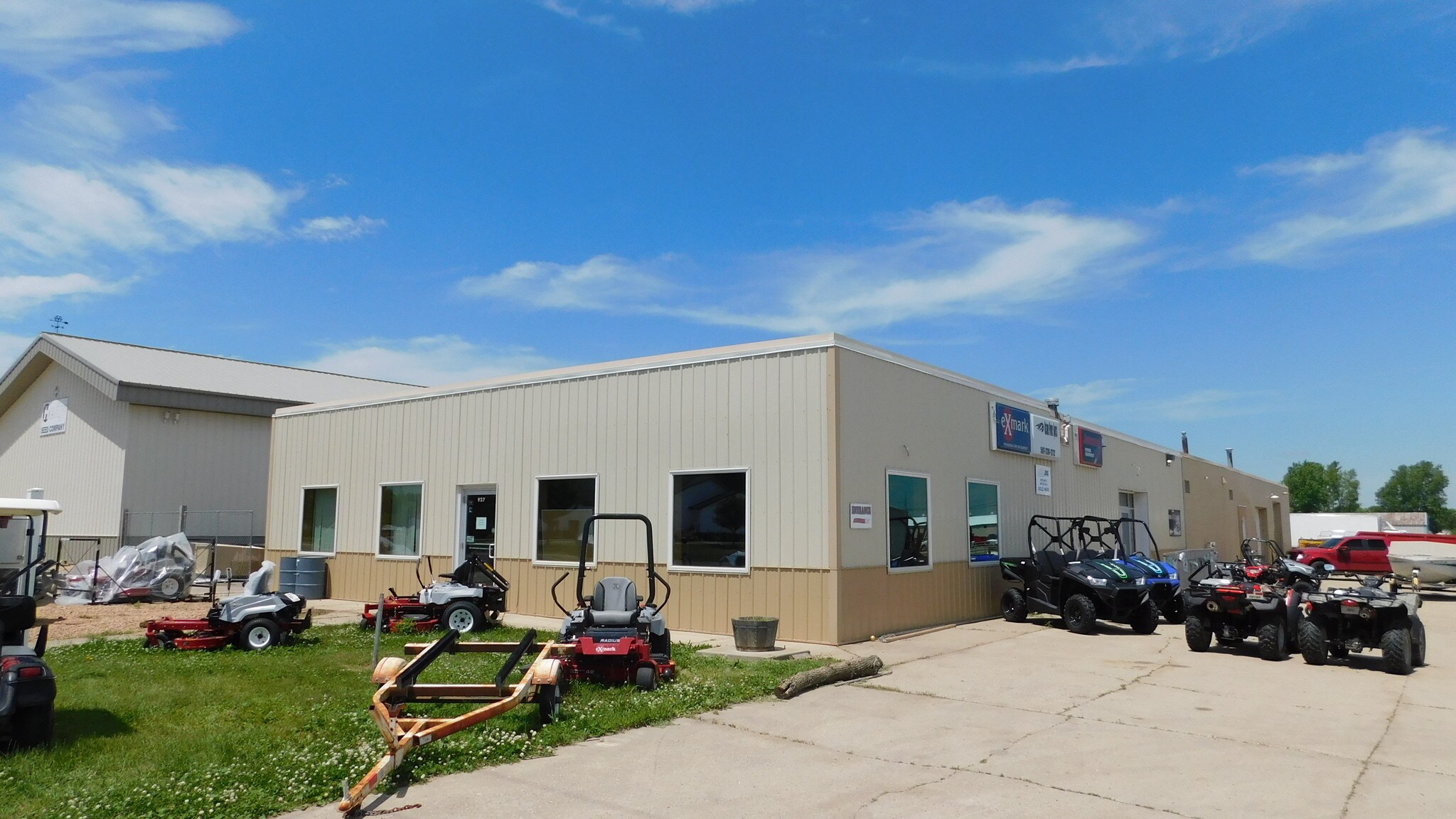 927 E 10th St, Fairmont, MN for sale Primary Photo- Image 1 of 1