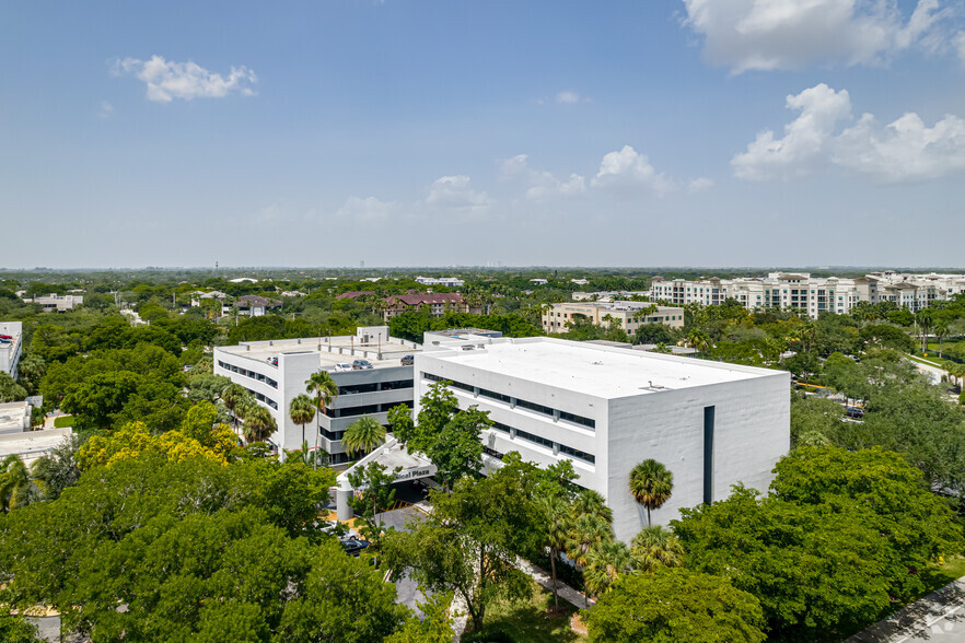 201 NW 82nd Ave, Plantation, FL for lease - Aerial - Image 3 of 14