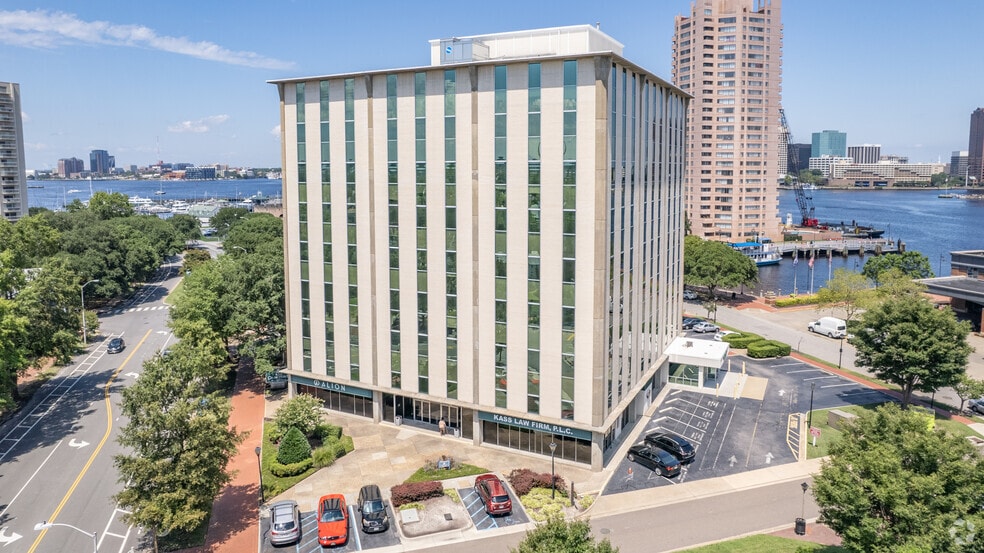 355 Crawford St, Portsmouth, VA for lease - Building Photo - Image 1 of 4