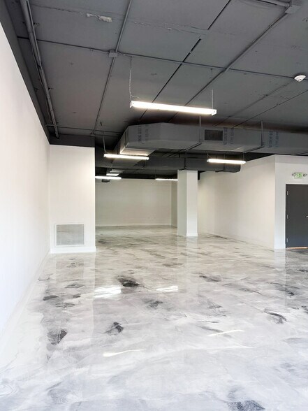 42 NW 27th Ave, Miami, FL for lease - Building Photo - Image 3 of 21