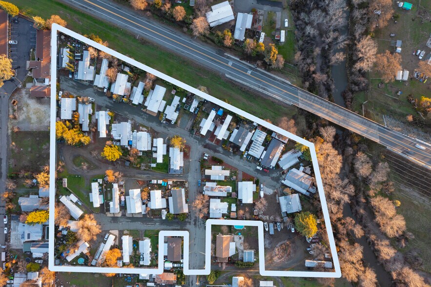 5495 5th St, Kelseyville, CA 95451 Walnut Estates Mobile Home Park