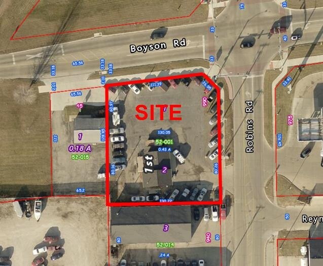 990 Robins Rd, Hiawatha, IA for sale Primary Photo- Image 1 of 1