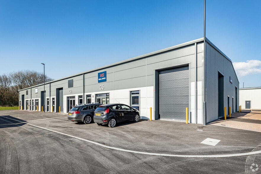 36 Minerva Rd, Lancaster for lease - Building Photo - Image 3 of 3