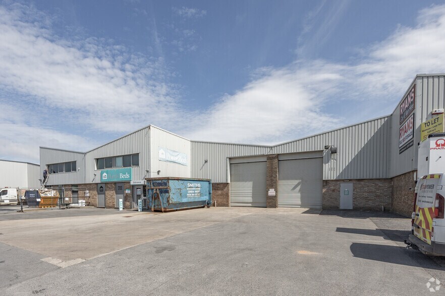 Old Mill Rd, Portishead for lease - Building Photo - Image 3 of 4