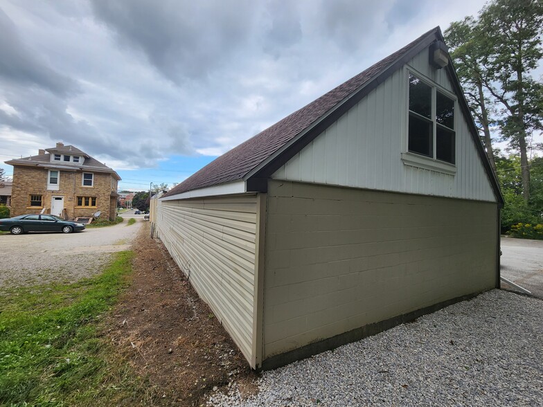 1921 W 8th St, Erie, PA for sale - Building Photo - Image 3 of 10