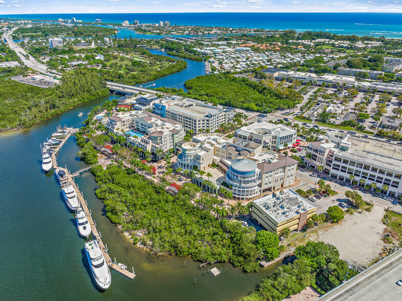 150 Breakwater Ct, Jupiter, FL for lease - Aerial - Image 2 of 34