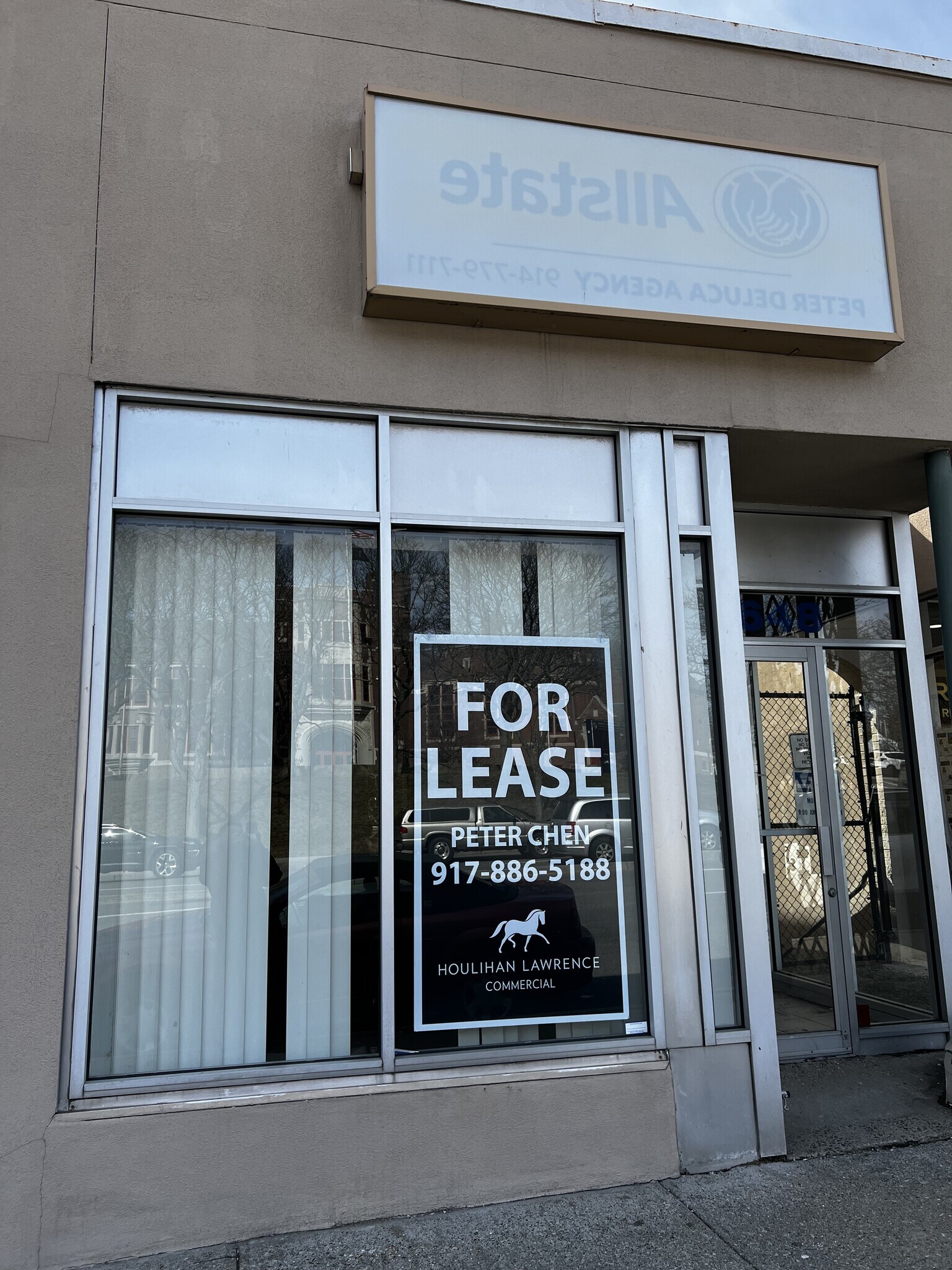 Central Park Ave, Yonkers, NY 10710 Centuck Shopping Center