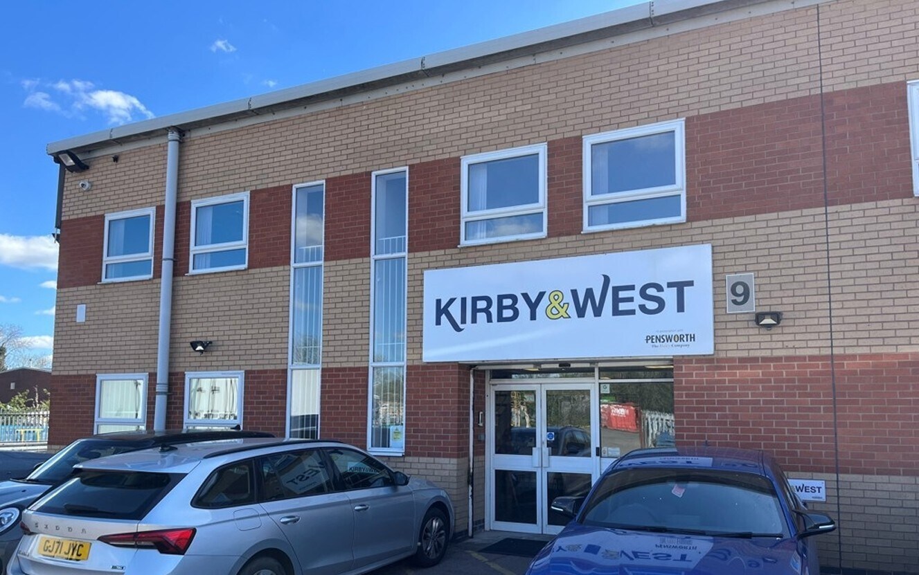 7-9 Uxbridge Rd, Leicester for lease Building Photo- Image 1 of 3