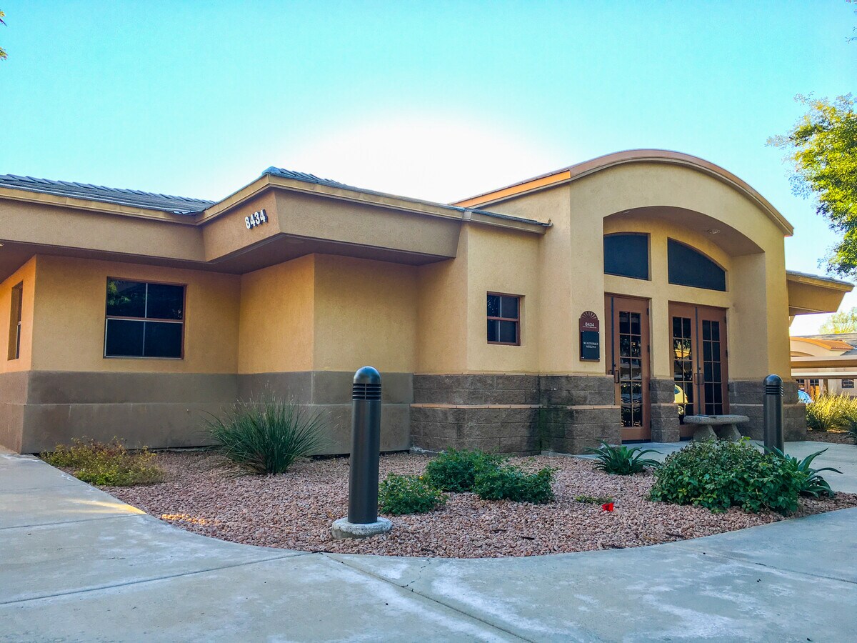 8434 E Shea Blvd, Scottsdale, AZ 85260