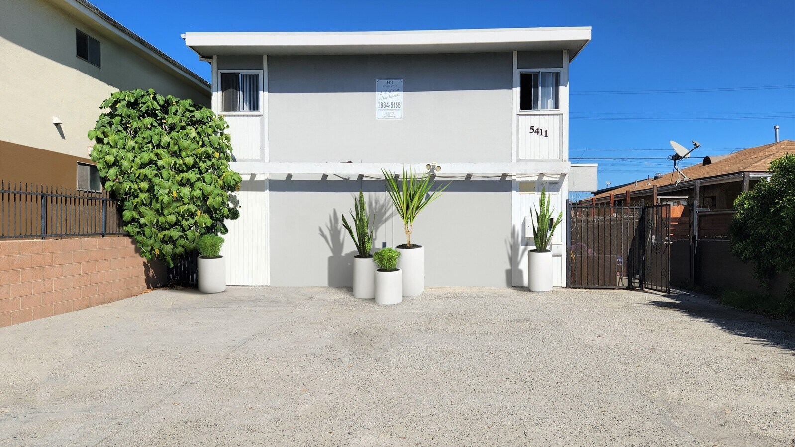 5411 Smiley Dr, Los Angeles, CA 90016