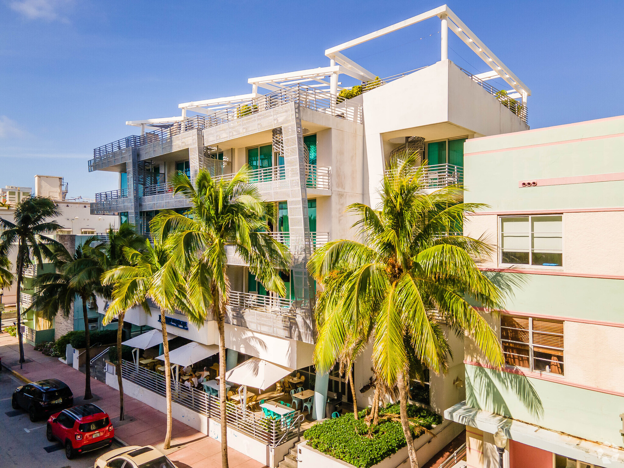 1437 Collins Ave, Miami Beach, FL for sale Primary Photo- Image 1 of 1