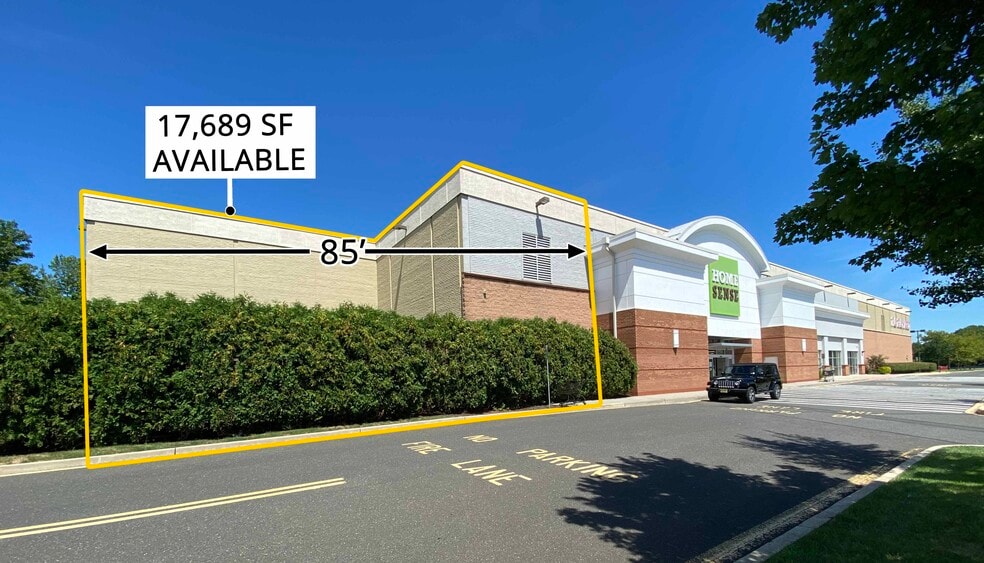 55 US Highway 9, Englishtown, NJ for lease - Building Photo - Image 1 of 6