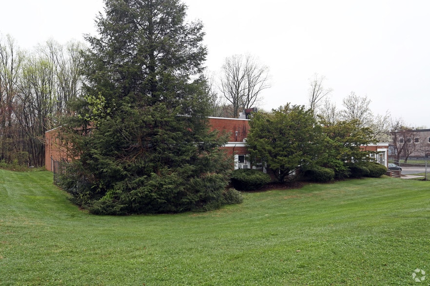 3020 Darnell Rd, Philadelphia, PA for sale - Building Photo - Image 3 of 3