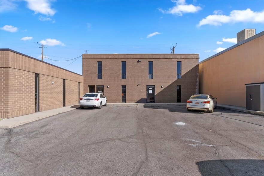 152 W Burton Ave, Salt Lake City, UT for sale - Building Photo - Image 2 of 33