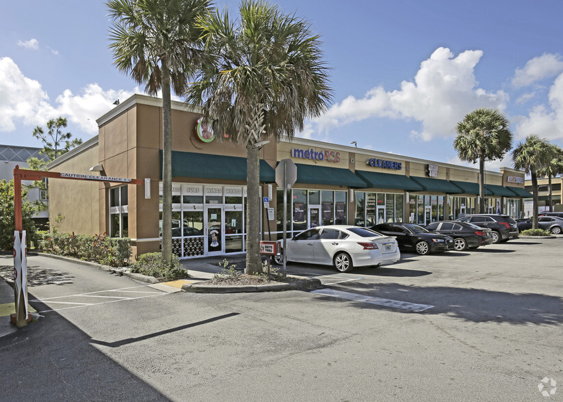 12932-12944 SW 120th St, Miami, FL for lease - Primary Photo - Image 1 of 7