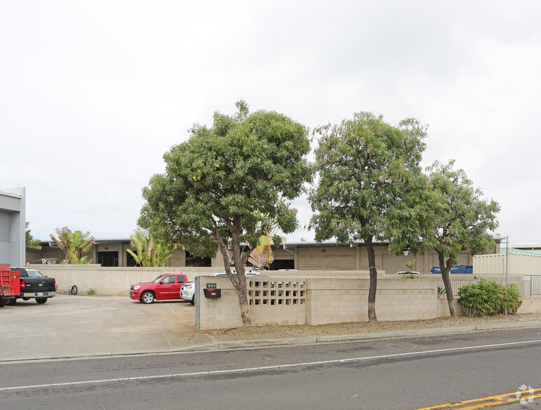 1040 Sand Island Pky, Honolulu, HI for sale - Building Photo - Image 3 of 3