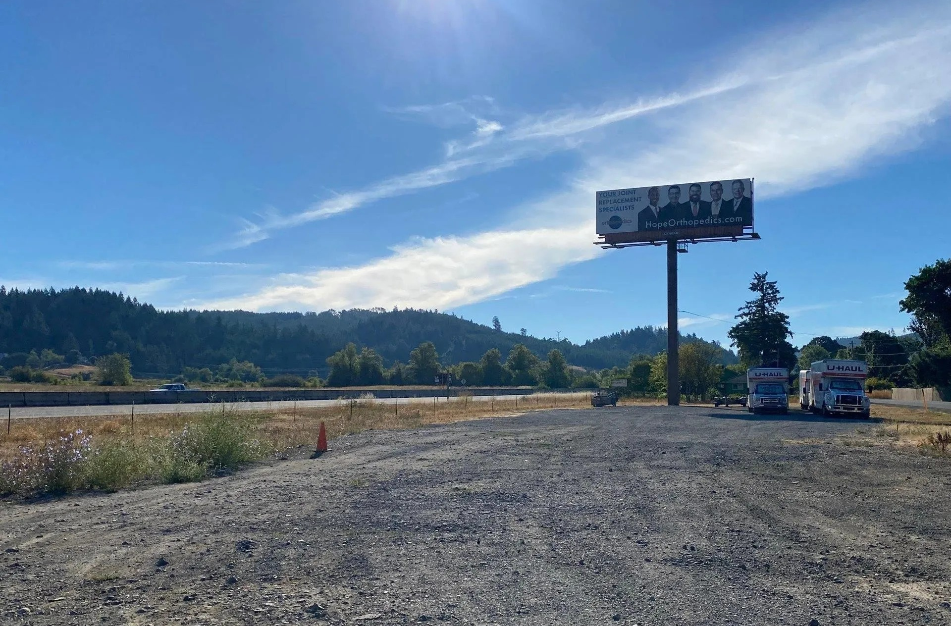 25591 Yamhill River Unit B rd, Sheridan, OR for lease Primary Photo- Image 1 of 4