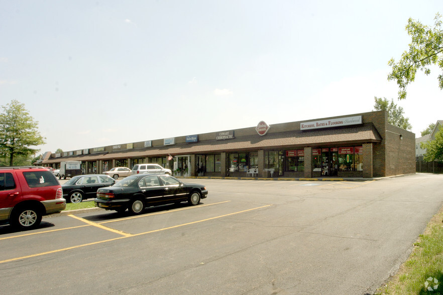 1450-1486 E Chicago Ave, Naperville, IL for lease - Building Photo - Image 3 of 6