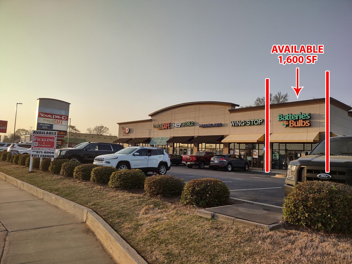 2764 Watson Blvd, Centerville, GA 31028 Warner Robins Place