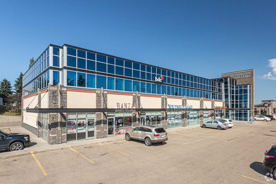 4628-4640 Calgary Trl NW, Edmonton, AB for lease - Building Photo - Image 2 of 4