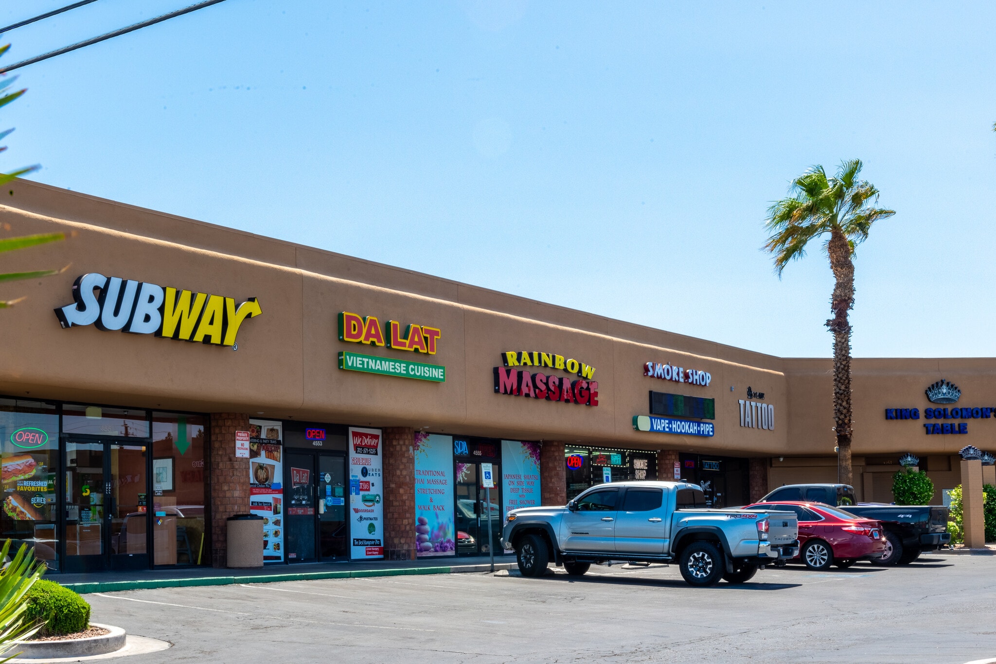 4551-4583 W Flamingo Rd, Las Vegas, NV for lease Building Photo- Image 1 of 6